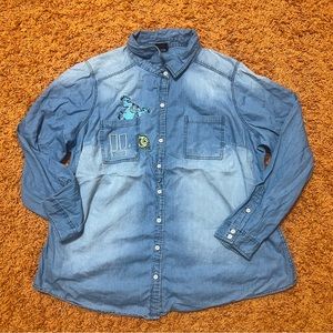 Torrid x Disney Button Down